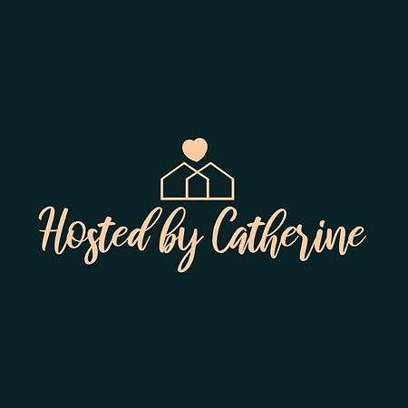 Stunning Luxury Cabin W Hot Tub And Fire Pit Holy Shiplap Is Perfect Romantic Couples Getaway ブロークン・ボウ エクステリア 写真